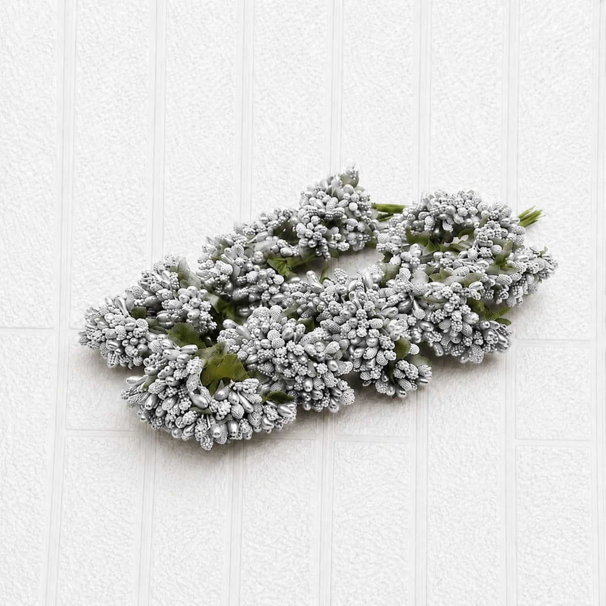 pollen bunches